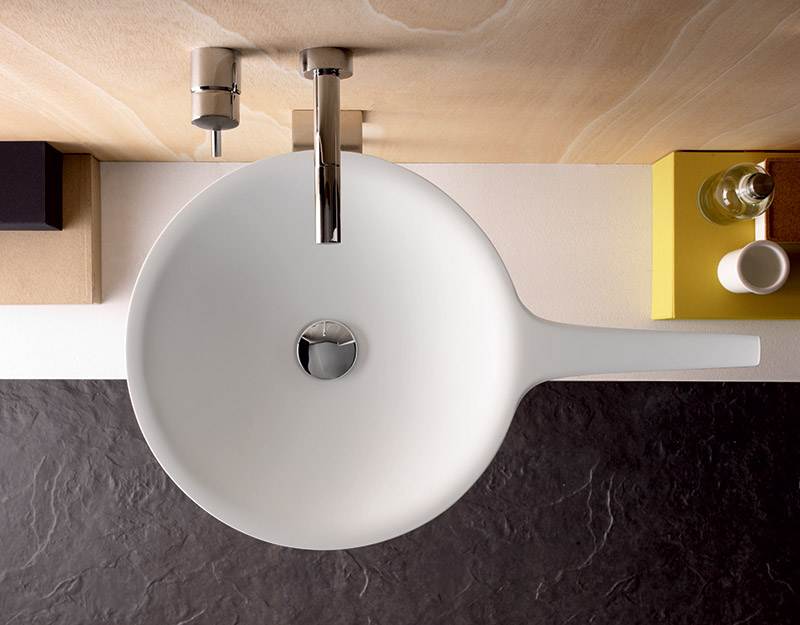 Cómo instalar un lavabo con pedestal