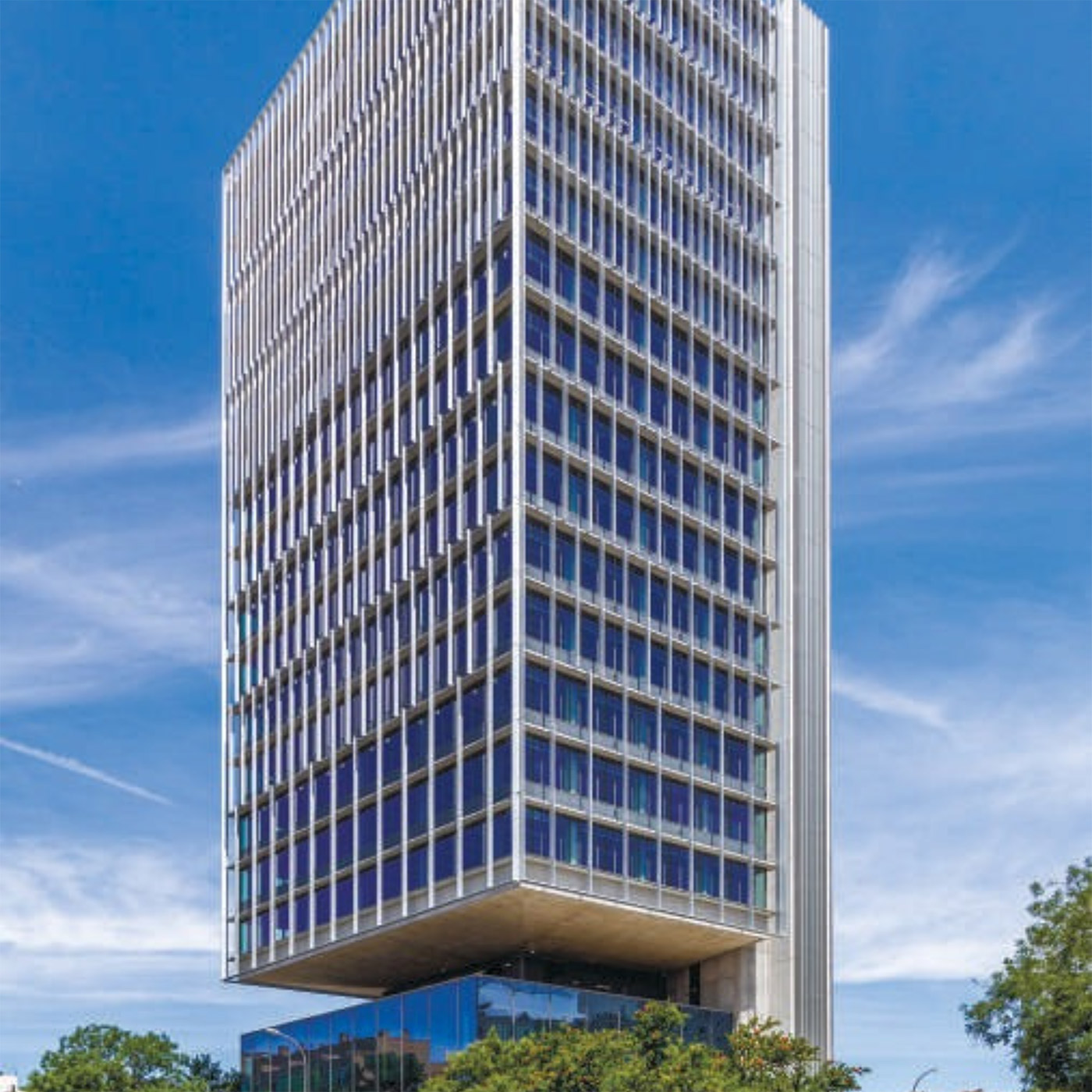 Noticia Revista Proyectar Torre Mendez Alvaro 31 Azulejos Peña
