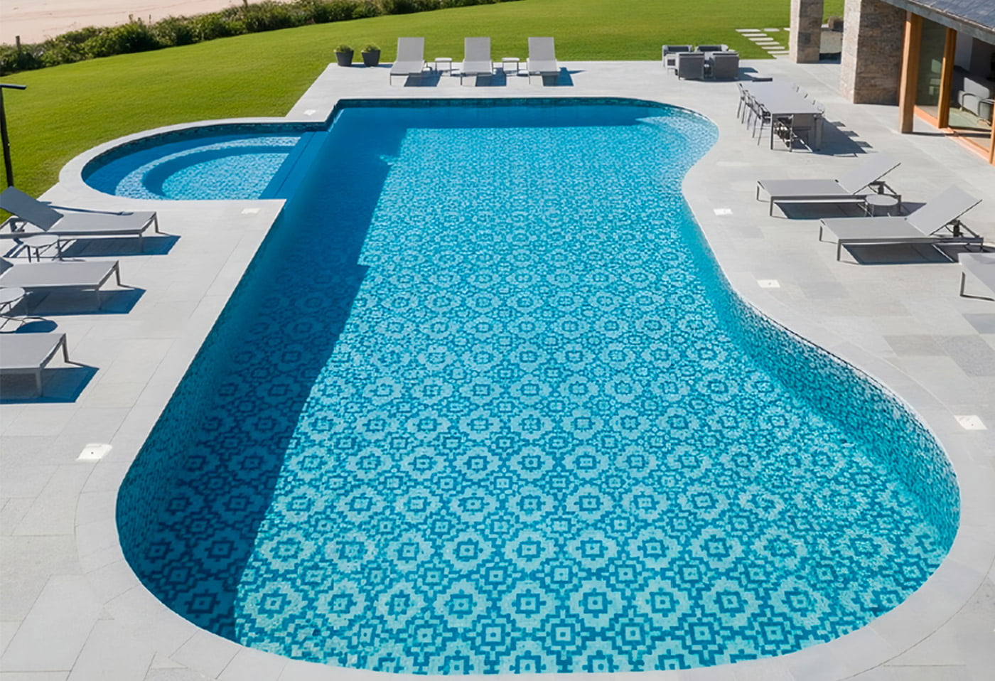 Azulejos Para Piscinas Resistencia Y Estilo En Exteriores Azulejos Pena Madrid